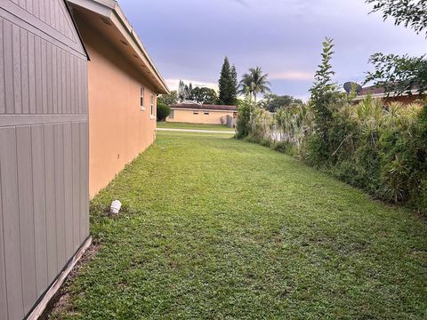 A home in Royal Palm Beach