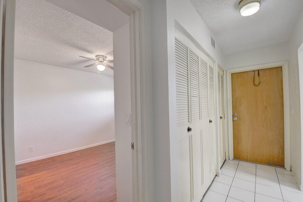 Photo of 2002 S FEDERAL Highway #408, Boynton Beach, FL 33435 (MLS # B26093820)