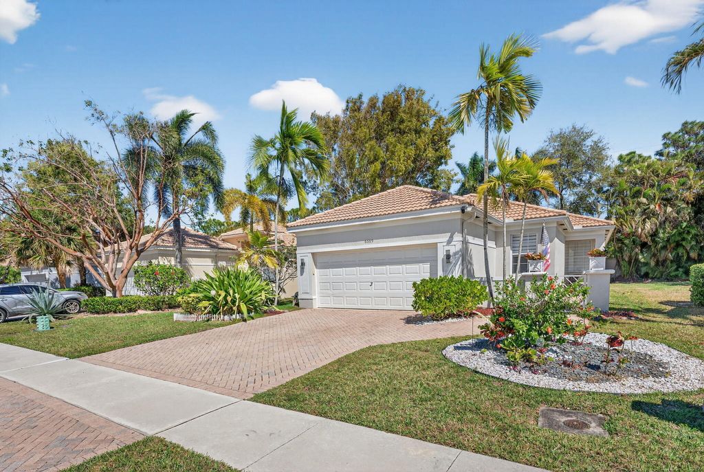 Photo of 6689 Southport Drive, Boynton Beach, FL 33472 (MLS # B26008801)