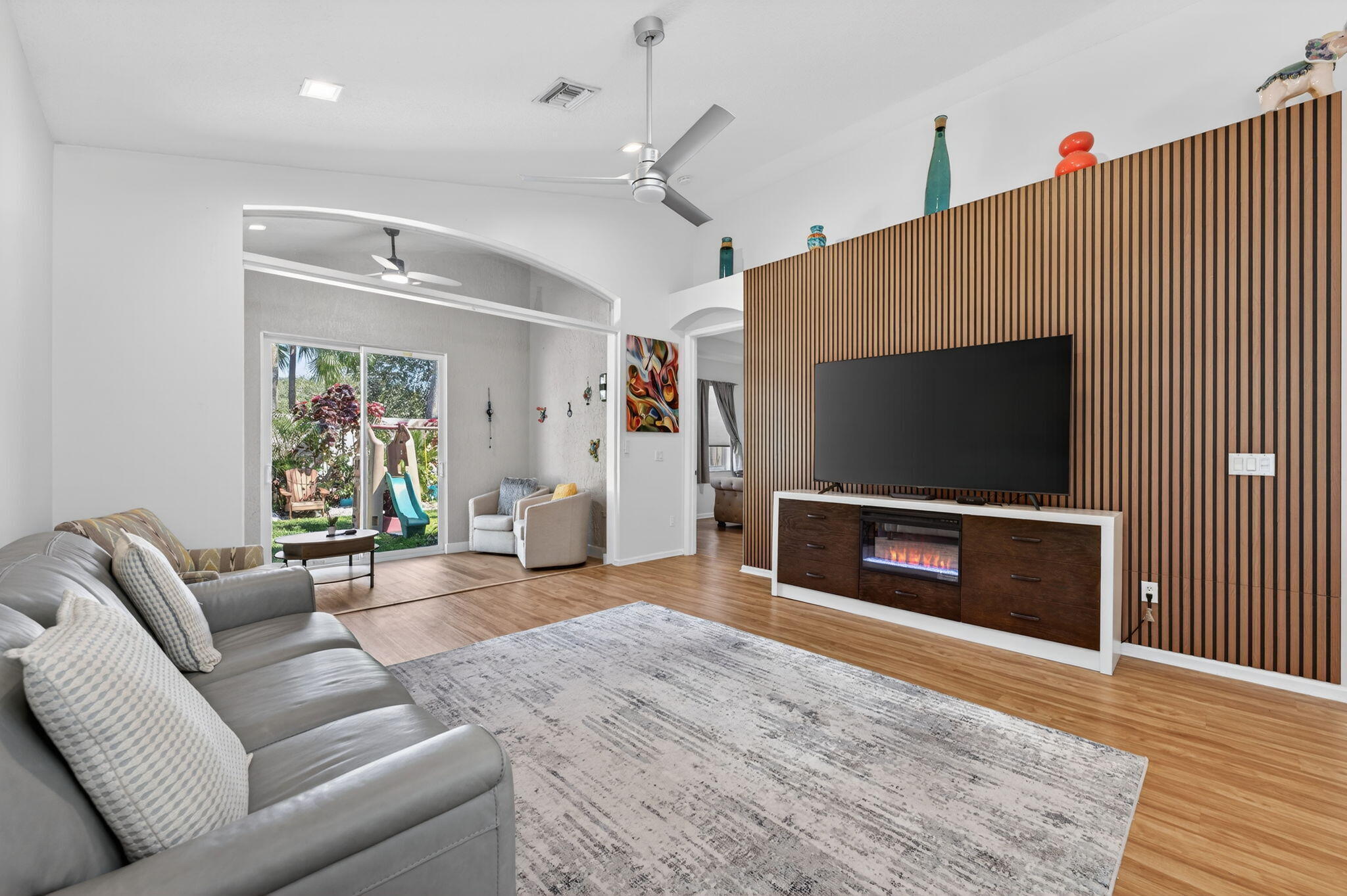 ABERDEEN /ADDISON GREEN - Residential