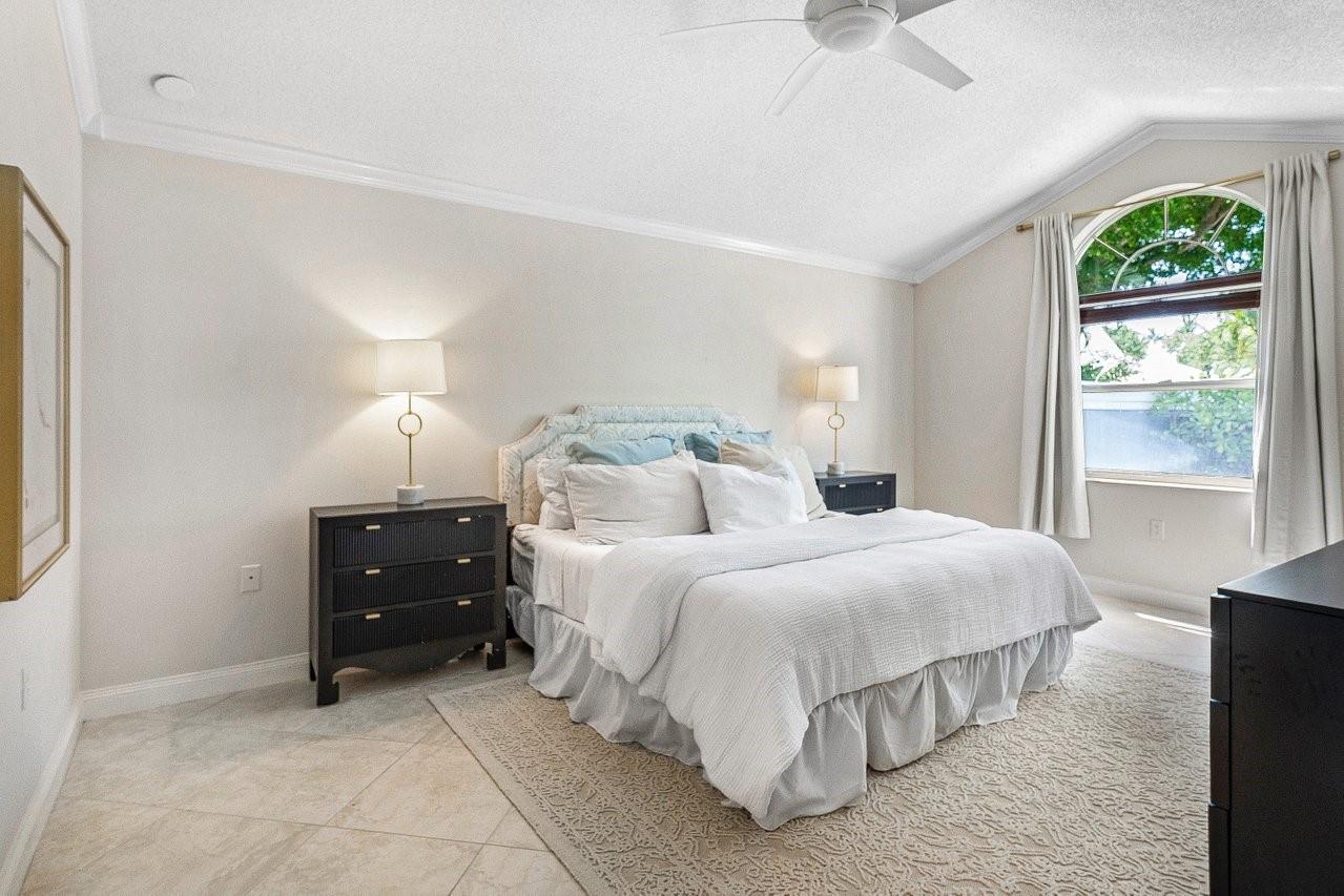 Bear Island - Residential