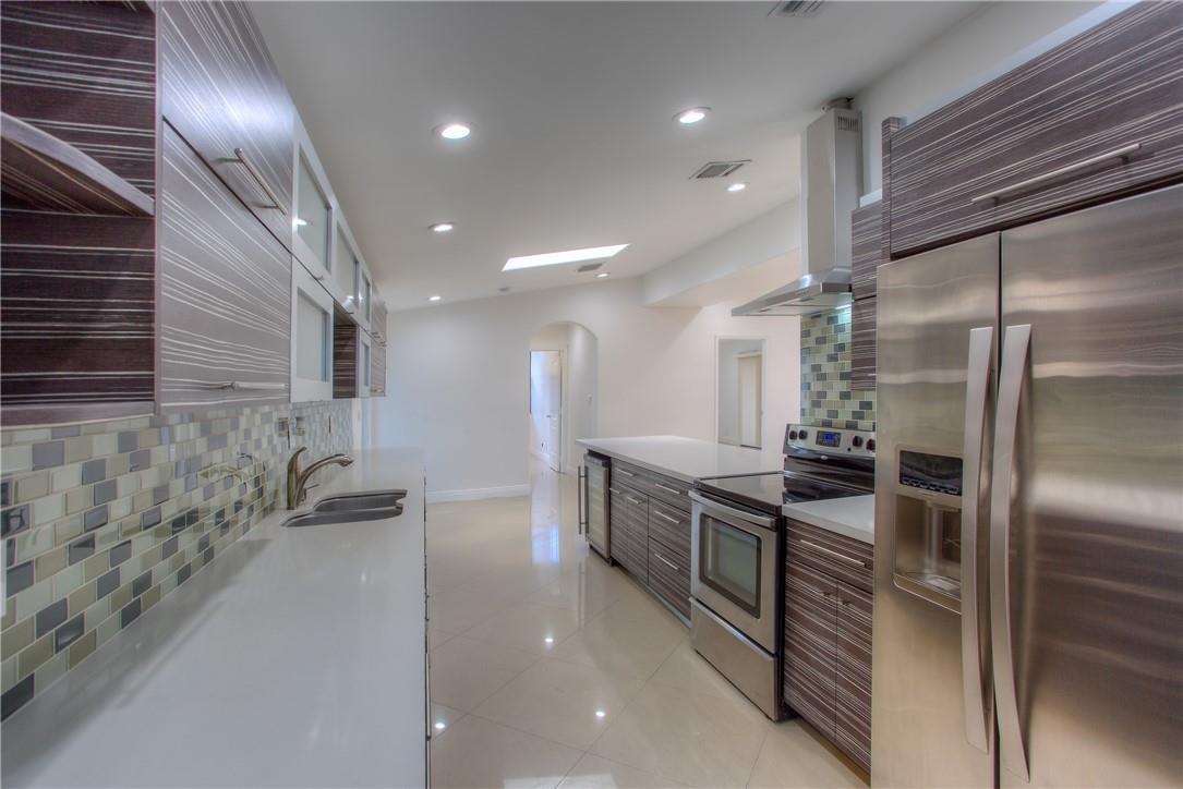 Lauderdale Isles 2 33-20 - Residential Lease