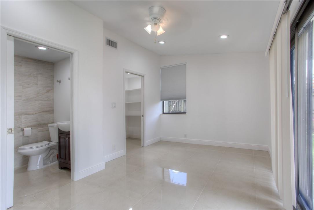 Lauderdale Isles 2 33-20 - Residential Lease