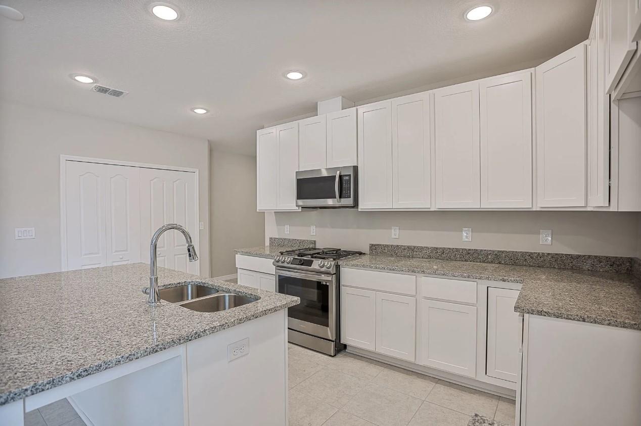 PORT ST LUCIE SECTION 18 - Residential