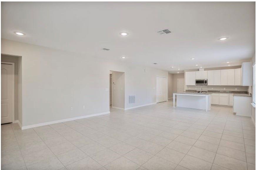 PORT ST LUCIE SECTION 18 - Residential