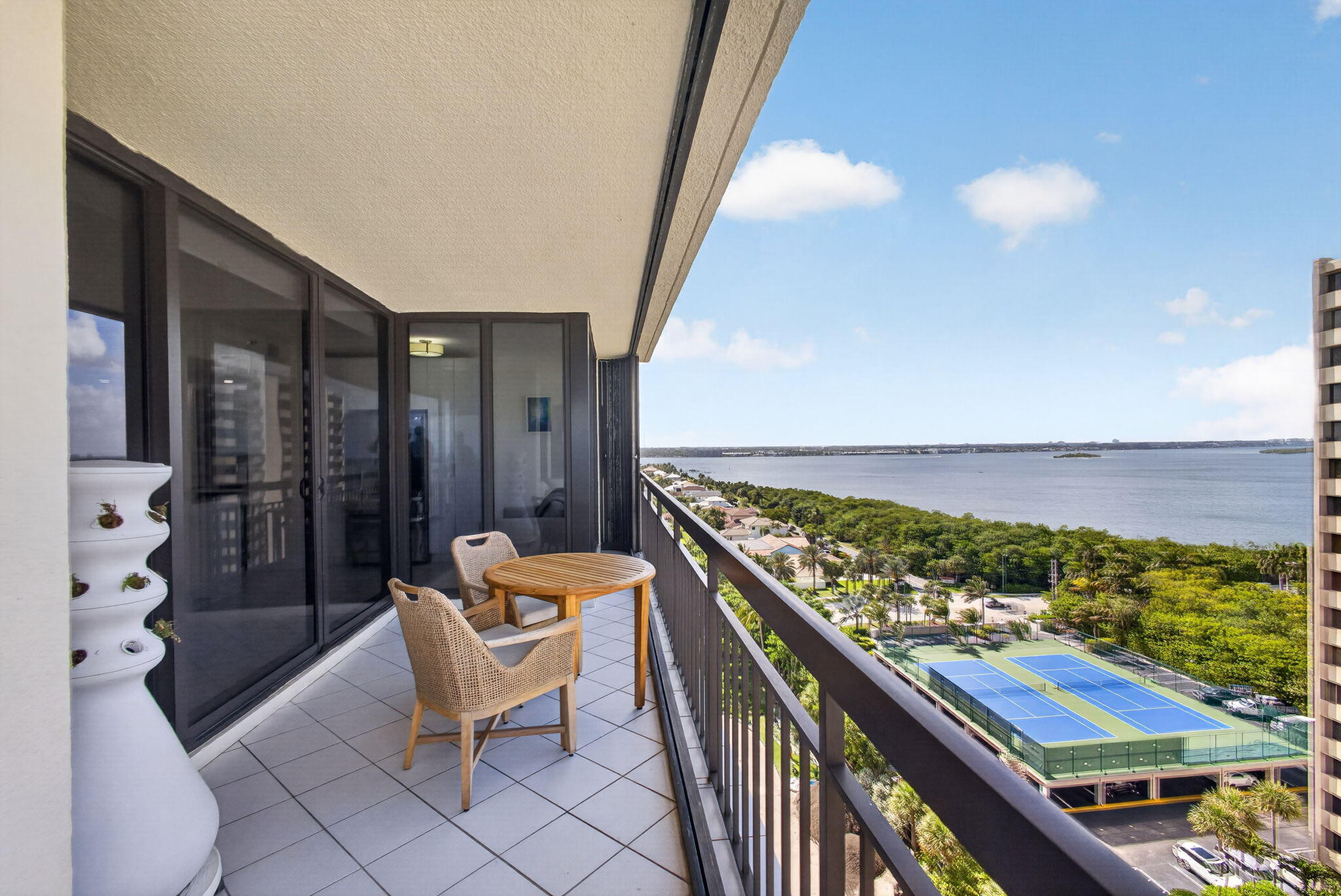 MARTINIQUE 2 CONDO - Residential