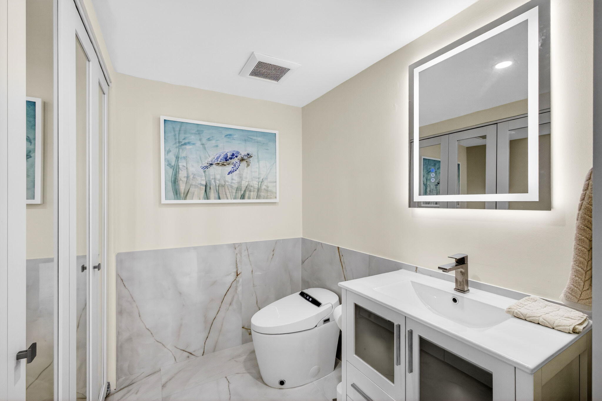 MARTINIQUE 2 CONDO - Residential