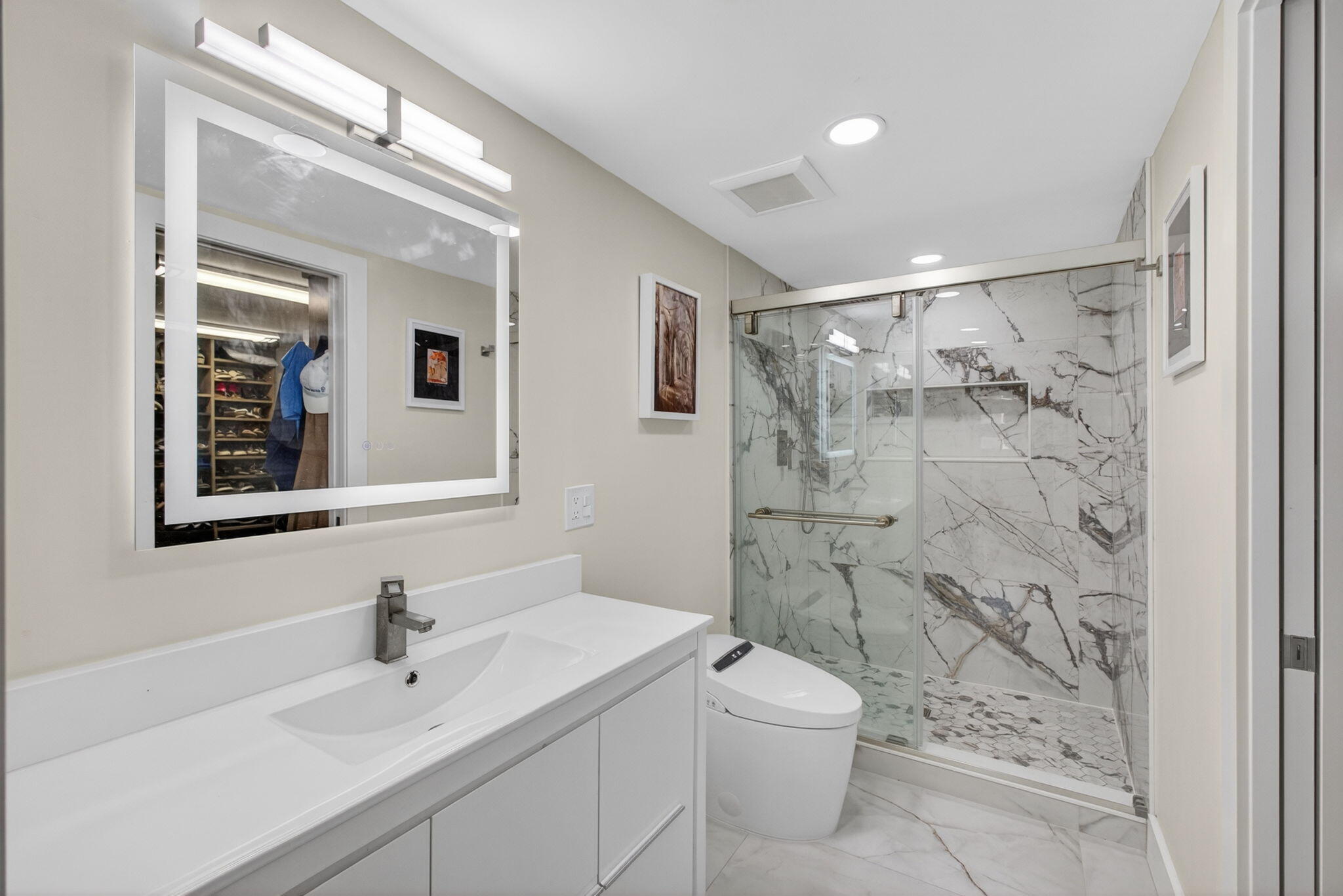 MARTINIQUE 2 CONDO - Residential