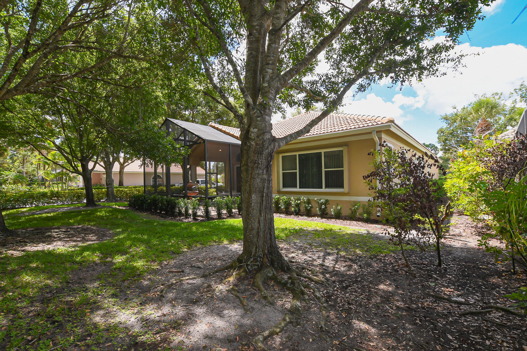 PGA Village (GREENBRIER) - Residential