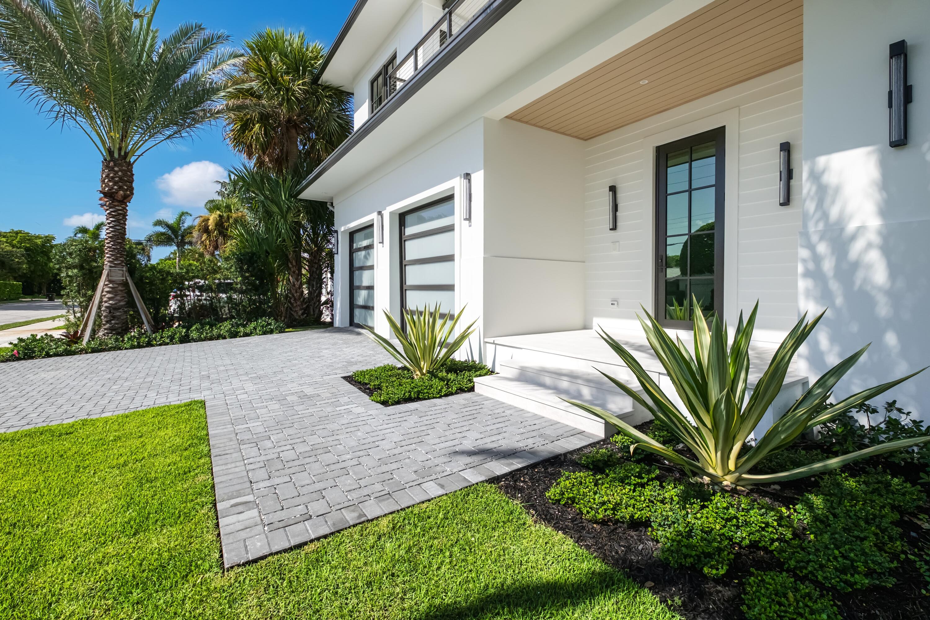 210 Cortez Road