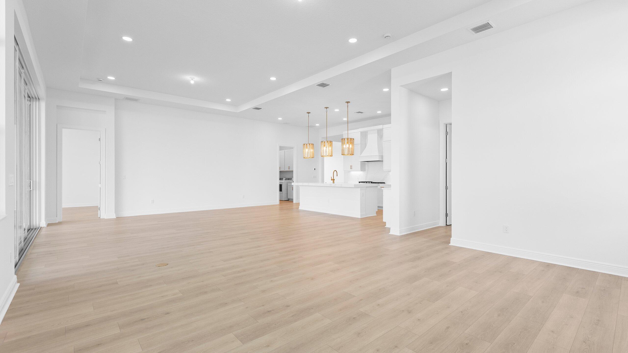 CRESSWIND PALM BEACH - Residential