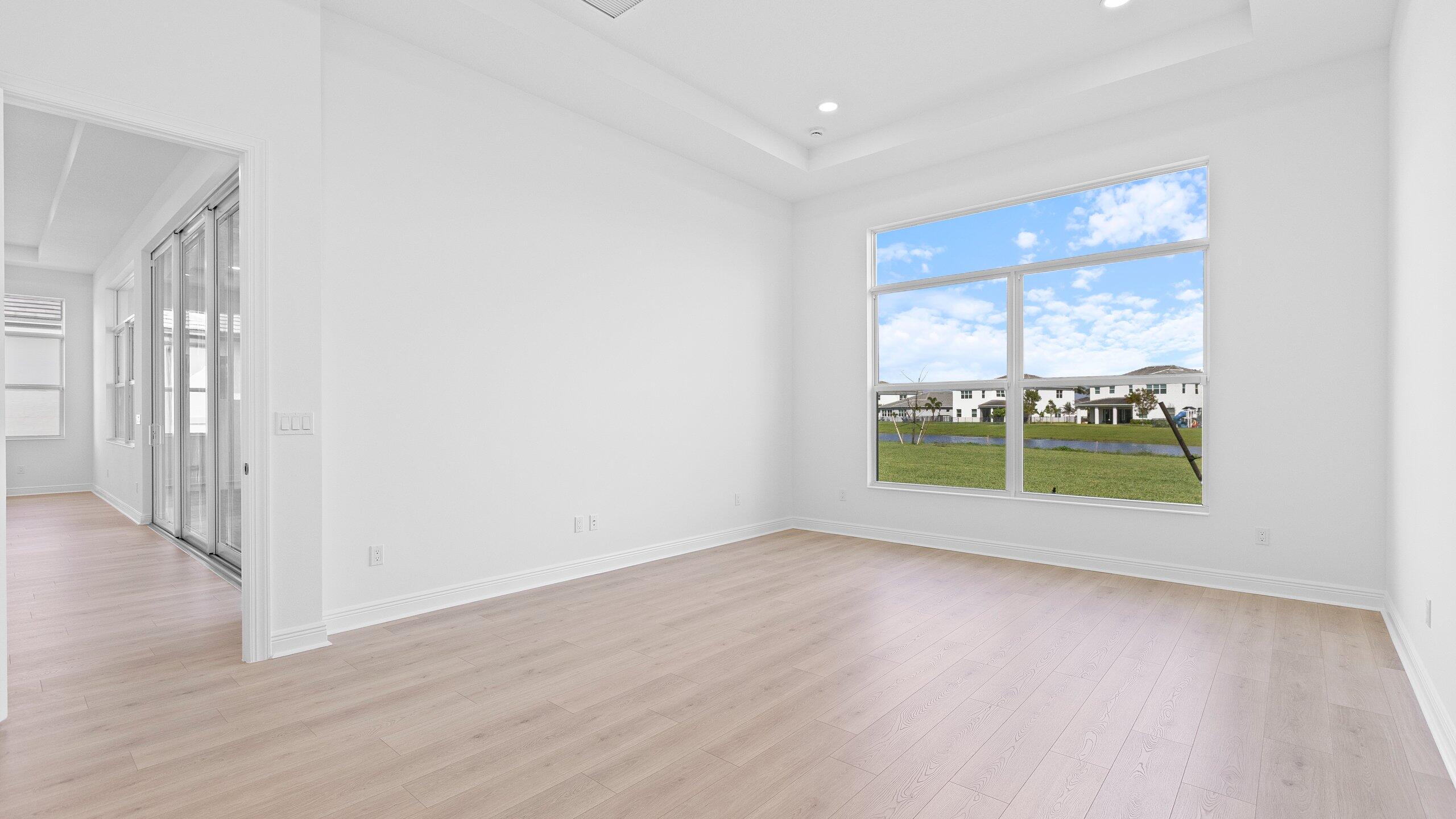 CRESSWIND PALM BEACH - Residential