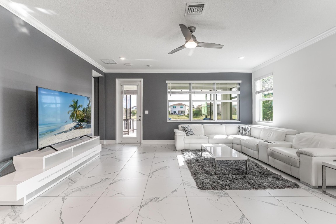 Crystal Lake 1st Sec 58-3 - Residential