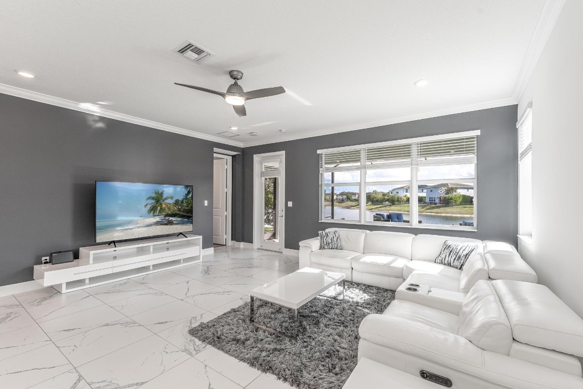 Crystal Lake 1st Sec 58-3 - Residential