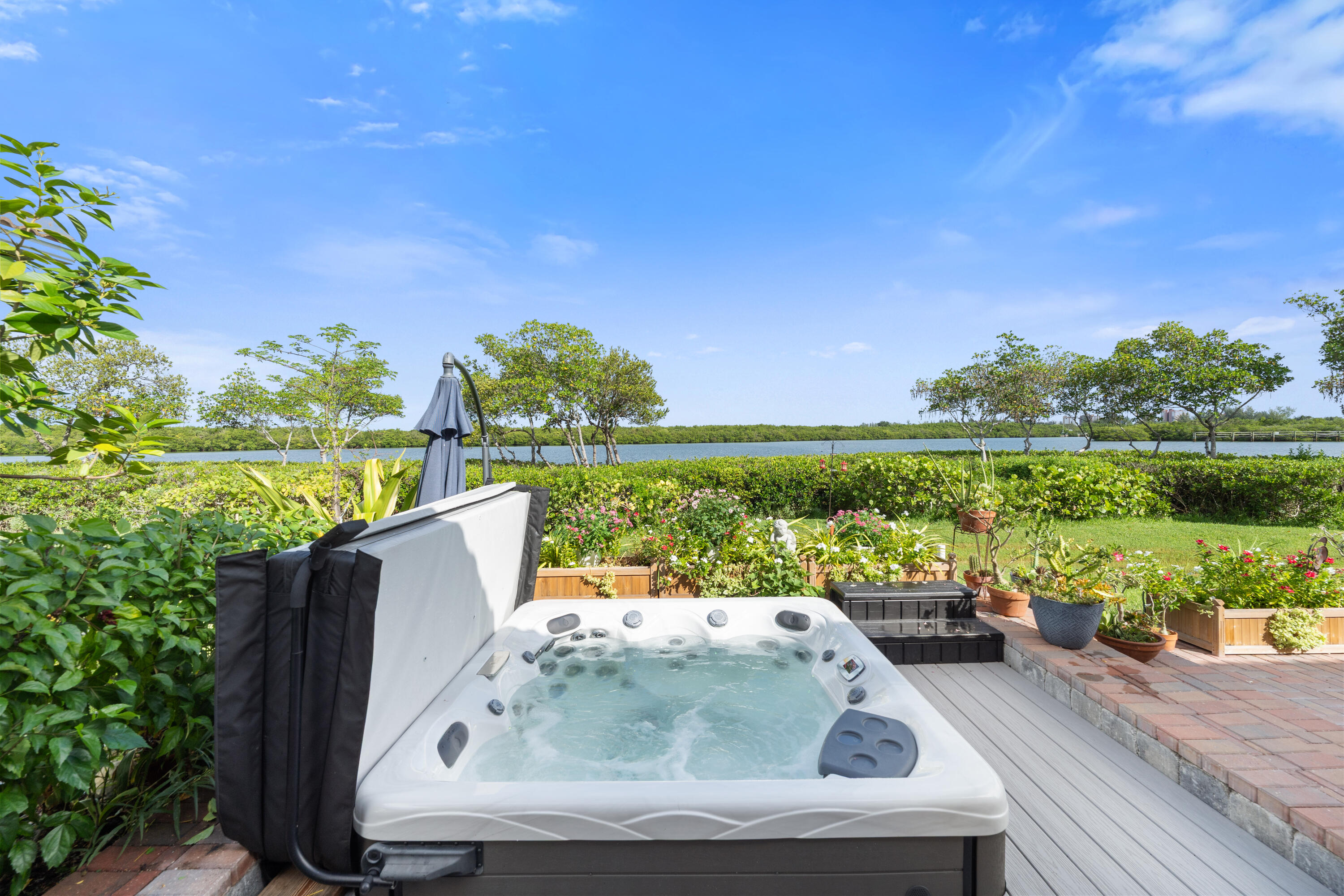 RIVERPOINT AT THE SANDS PHASE II - Residential