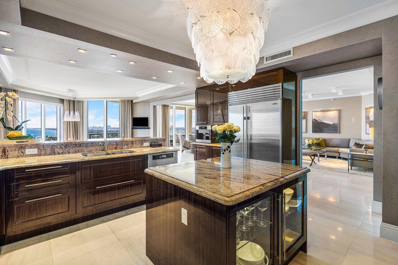 2700 NORTH OCEAN CONDO - Residential