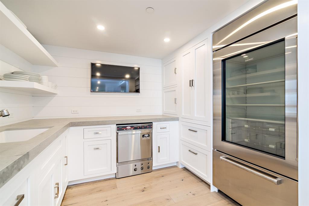 ENCLAVE OF PALM BEACH - Residential