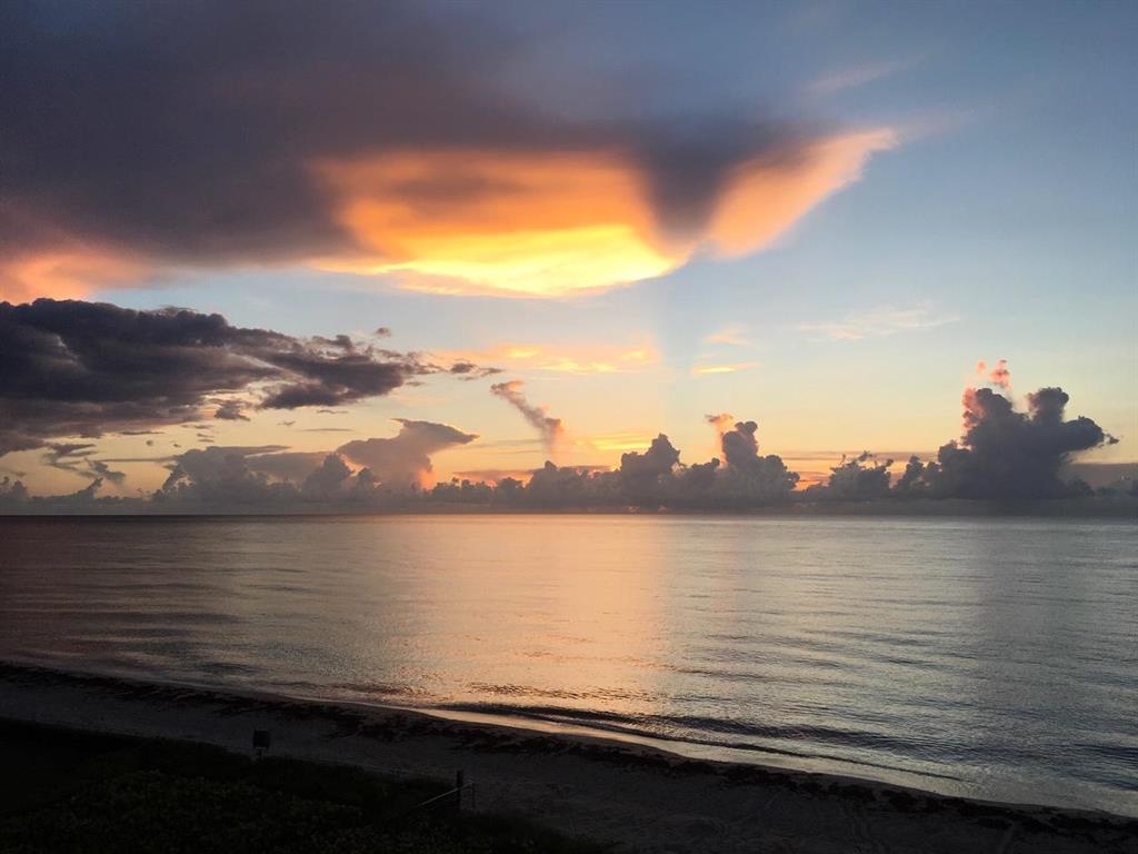 ENCLAVE OF PALM BEACH - Residential