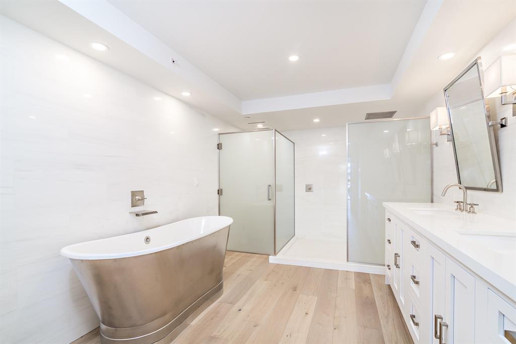 ENCLAVE OF PALM BEACH - Residential