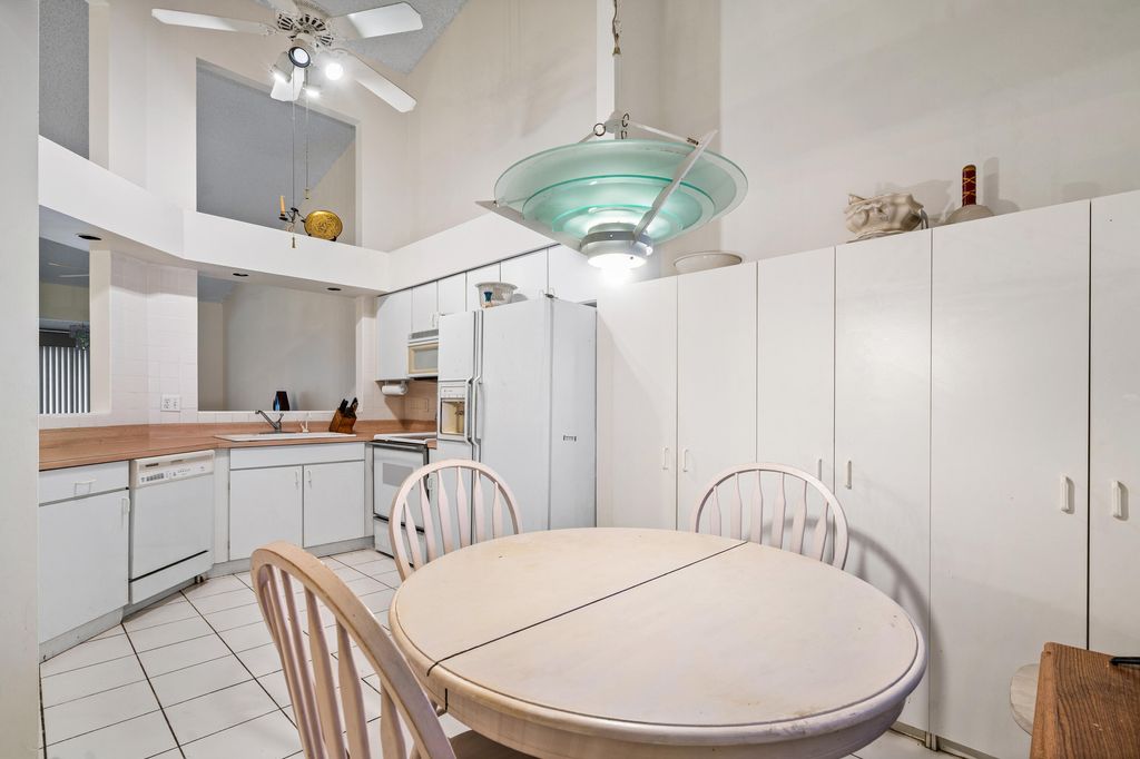 Photo of 9165 Vineland Court #B, Boca Raton, FL 33496 (MLS # R11098811)