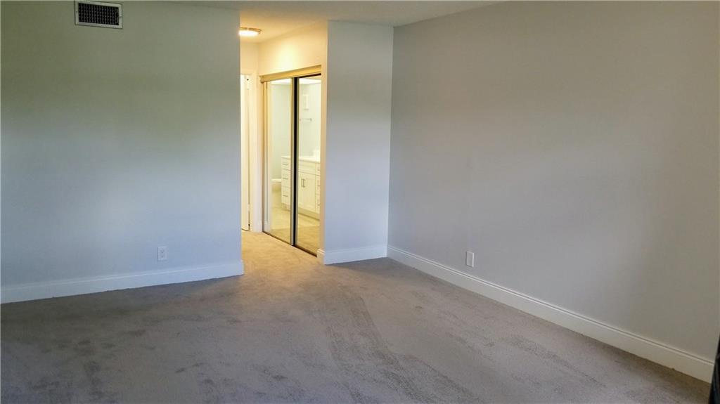 RACQUET CLUB 10 - Residential Lease