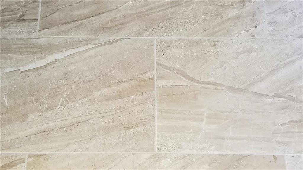 RACQUET CLUB 10 - Residential Lease