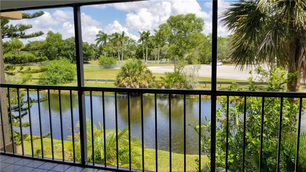 RACQUET CLUB 10 - Residential Lease