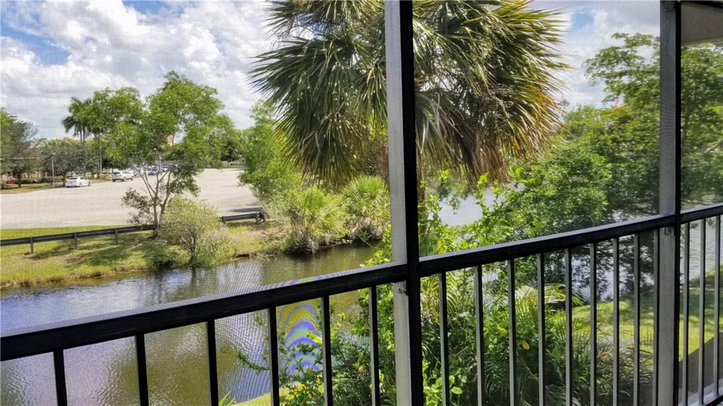 RACQUET CLUB 10 - Residential Lease