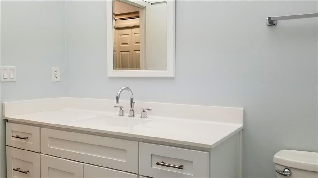 RACQUET CLUB 10 - Residential Lease