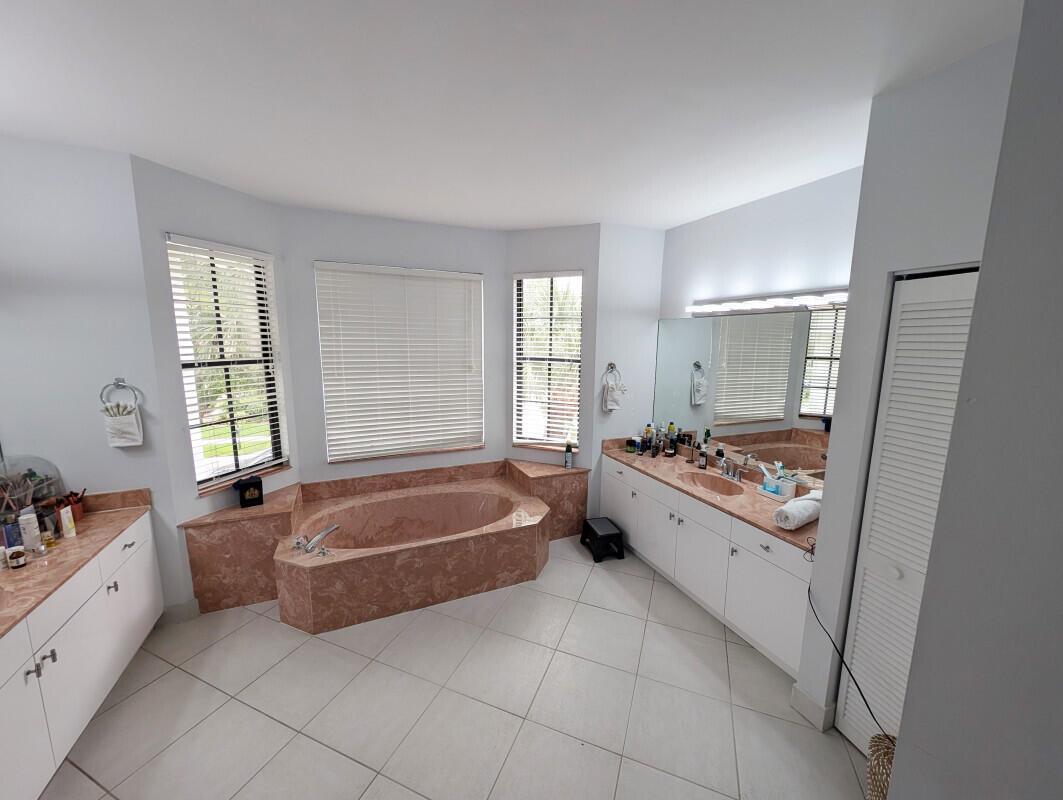 10058 Umberland Place