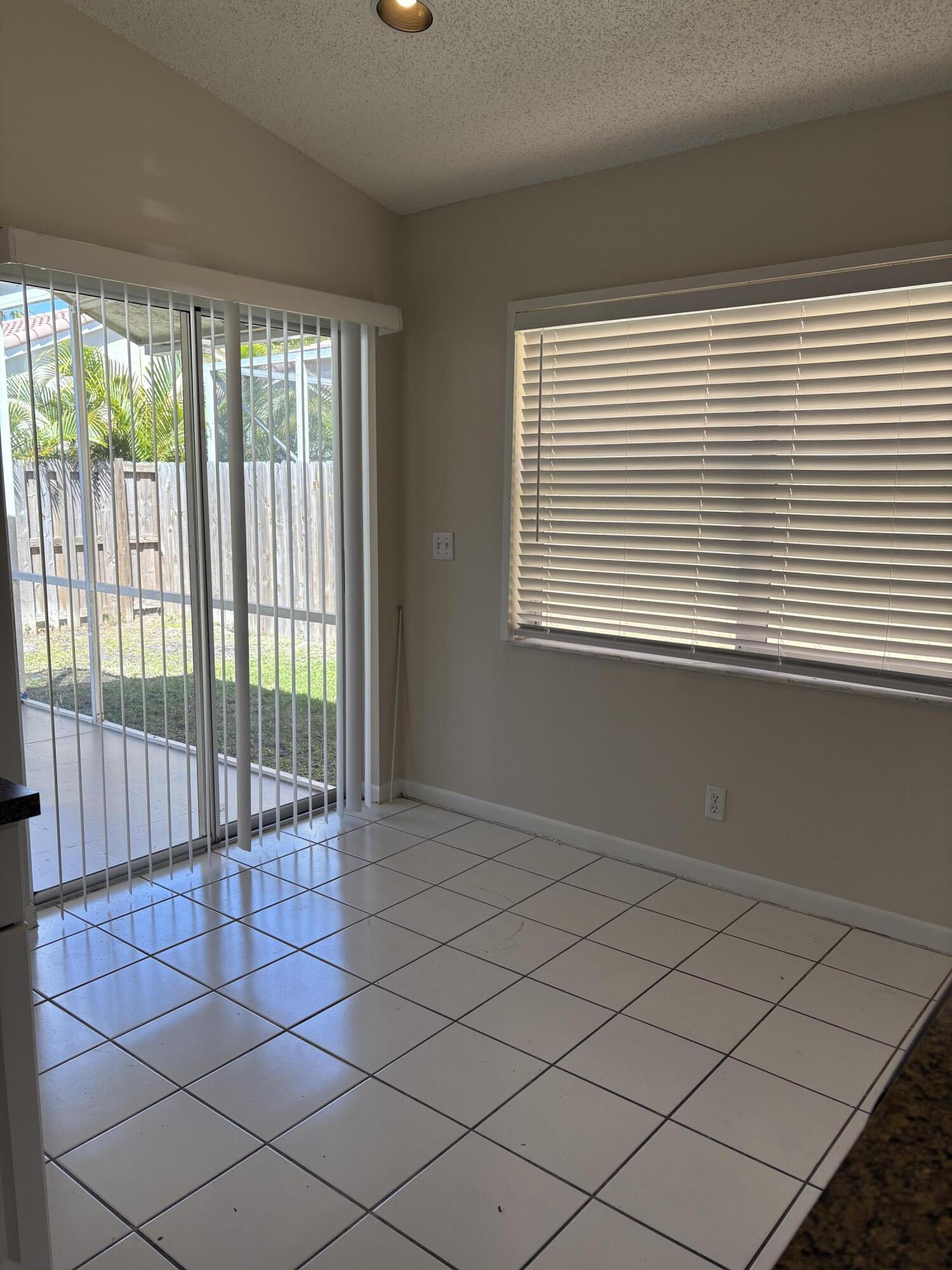 Hidden Lake - Residential Lease