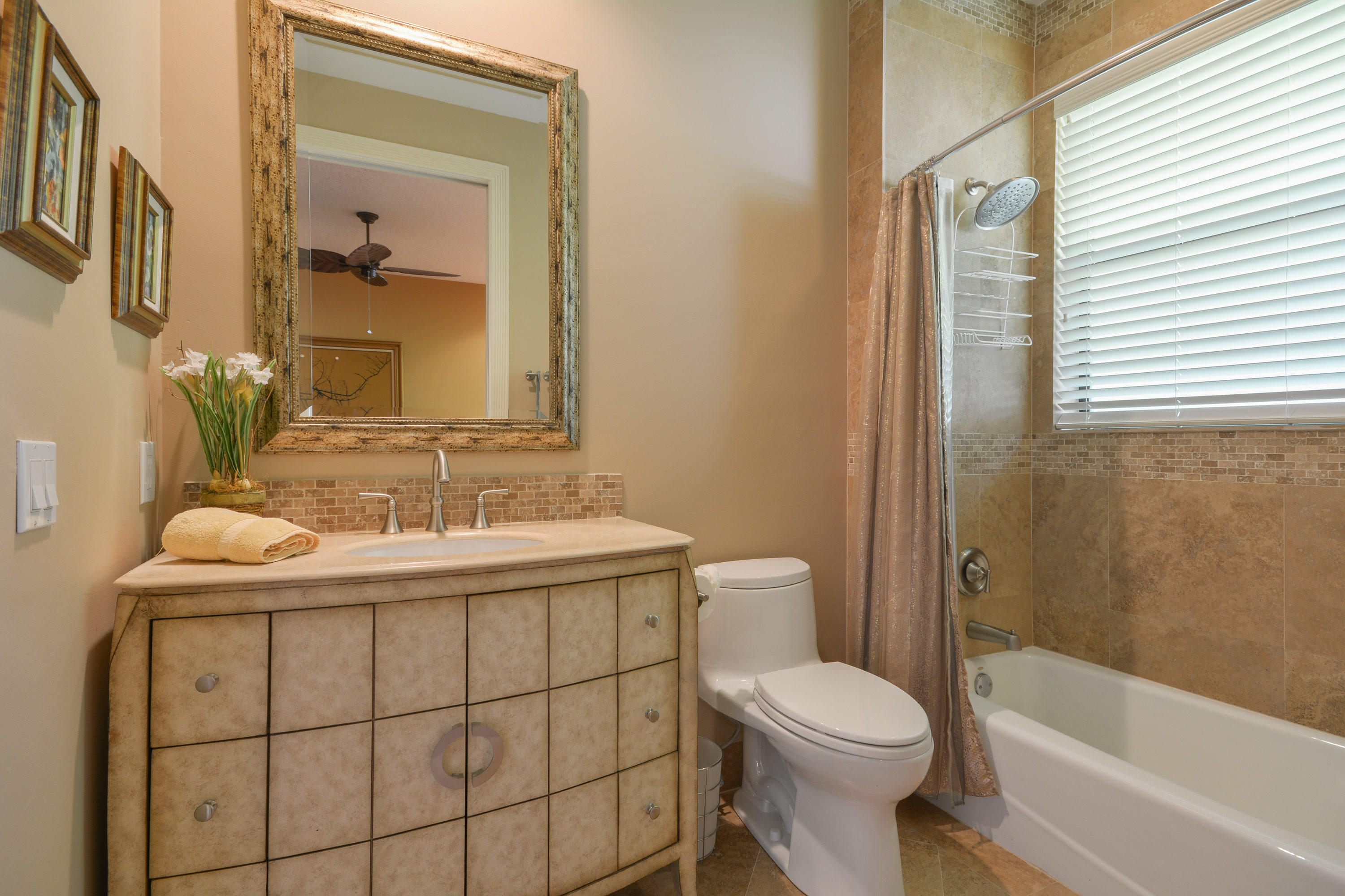 ST ANDREWS COUNTRY CLUB - Residential