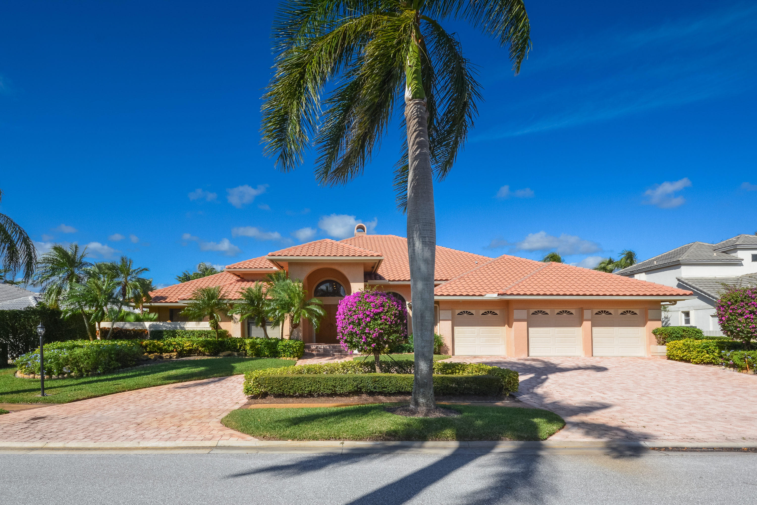 ST ANDREWS COUNTRY CLUB - Residential