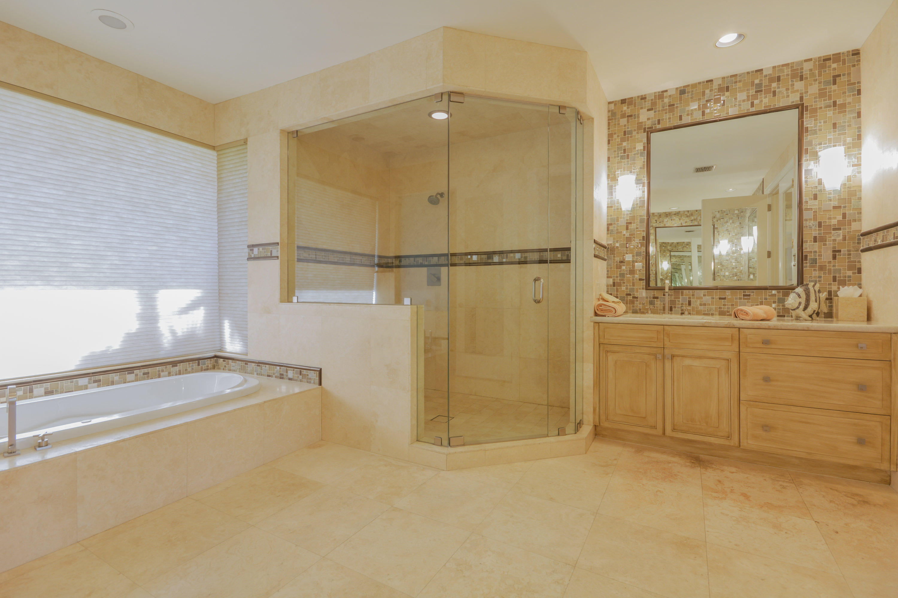 ST ANDREWS COUNTRY CLUB - Residential