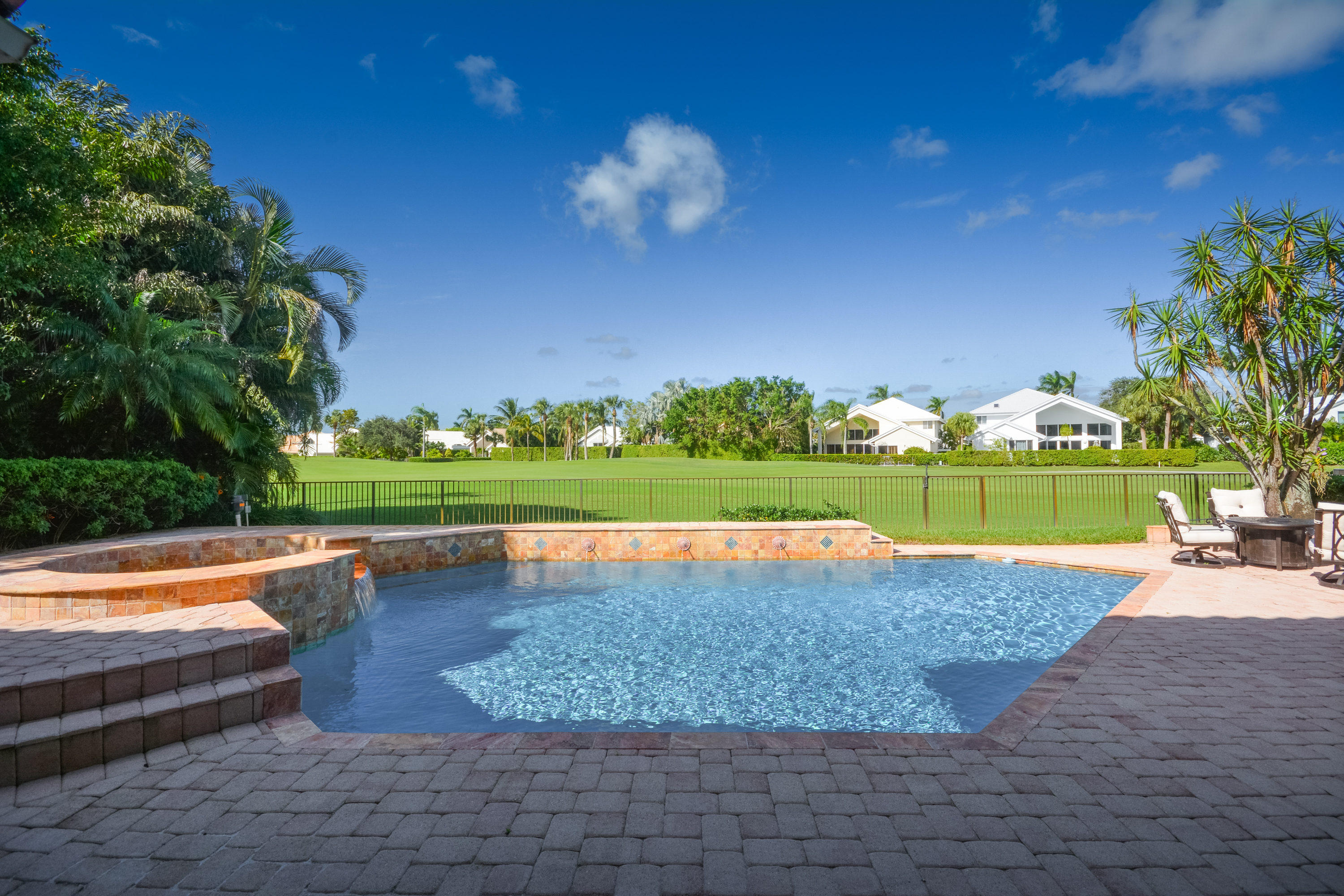 ST ANDREWS COUNTRY CLUB - Residential