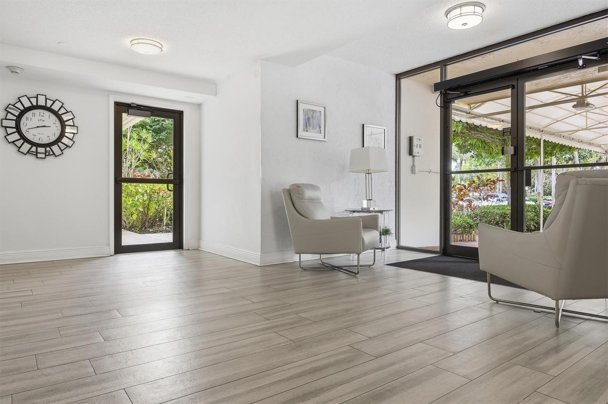 PALM AIRE - Residential