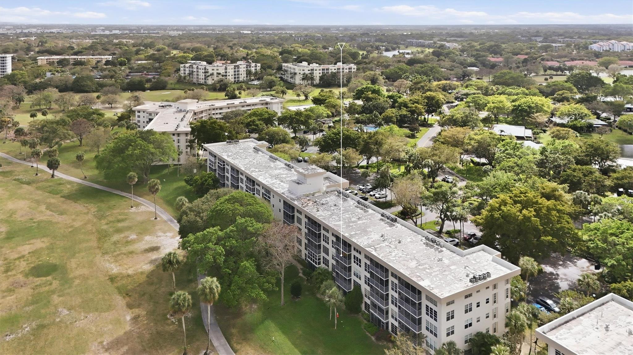 PALM AIRE - Residential