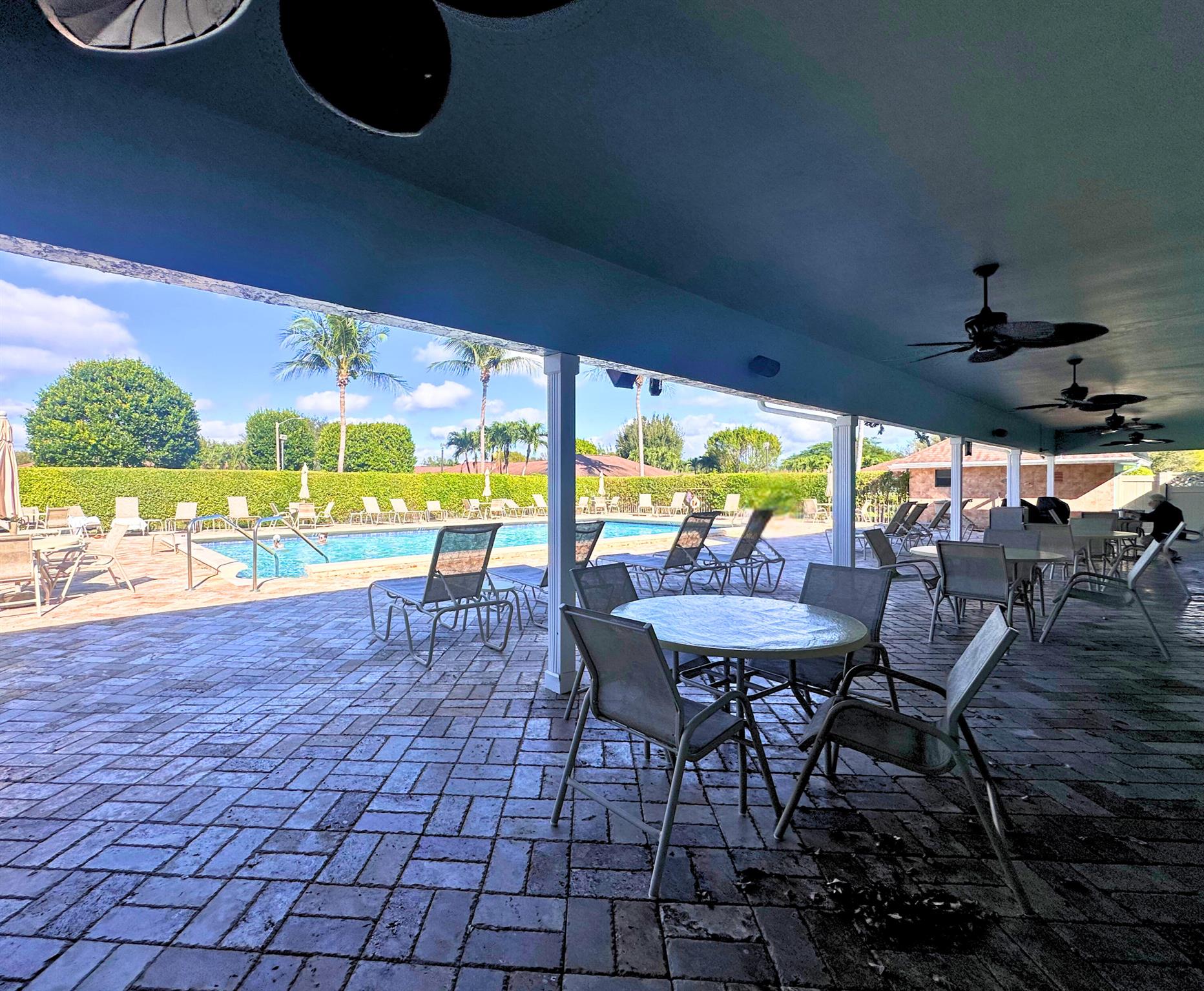 BENT TREE VILLAS EAST CON - Residential