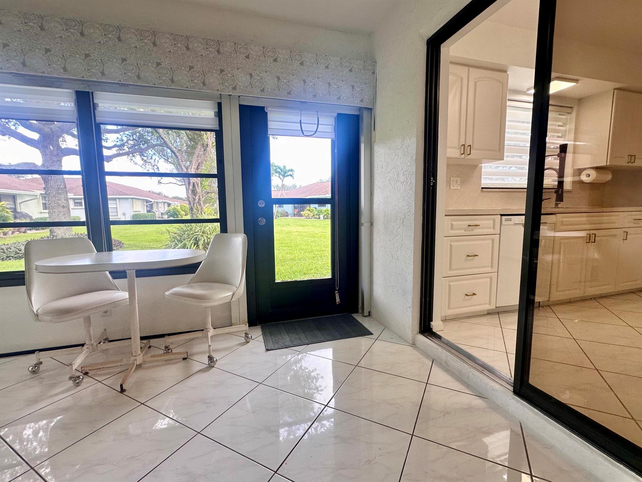 BENT TREE VILLAS EAST CON - Residential