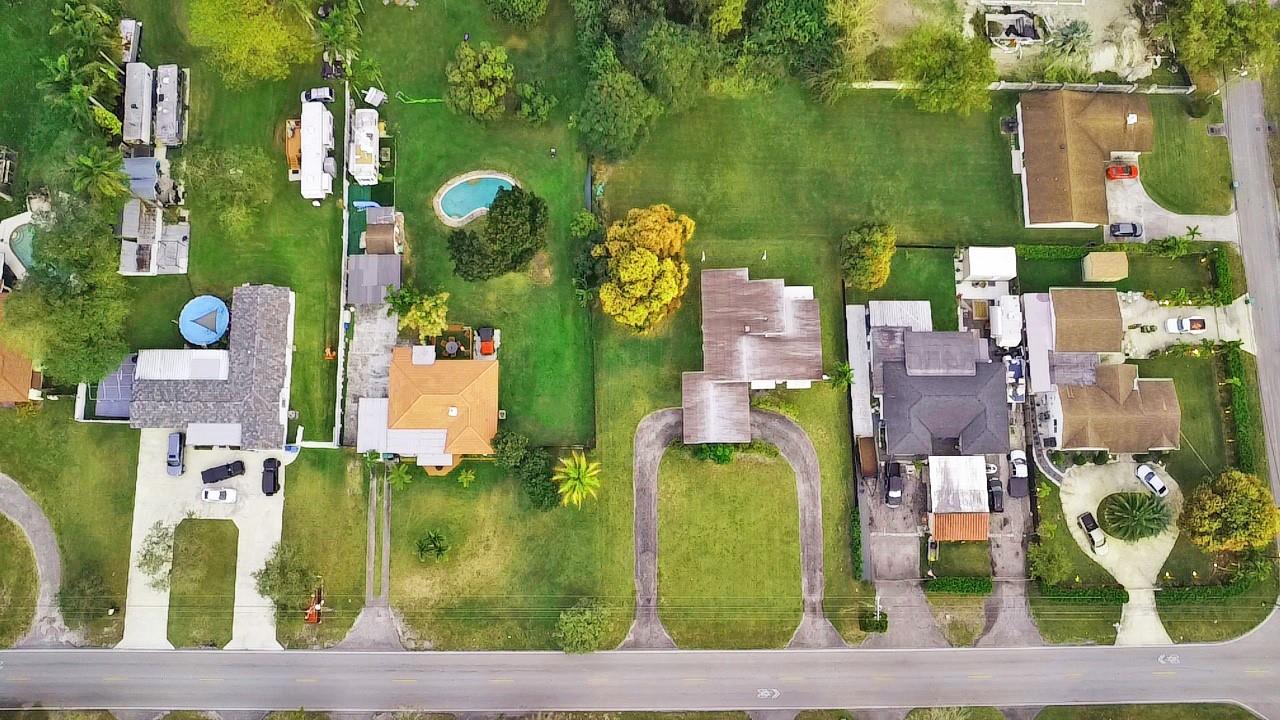 BISC GARDENS SEC H PART 1 - Residential Lease