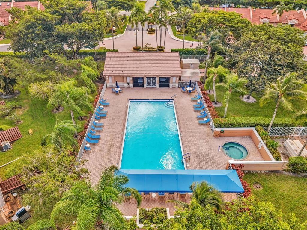 Kings Point in Tamarac - Residential