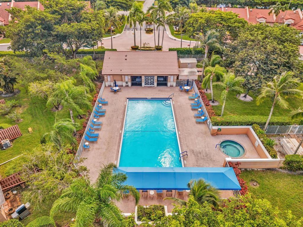 Kings Point in Tamarac - Residential