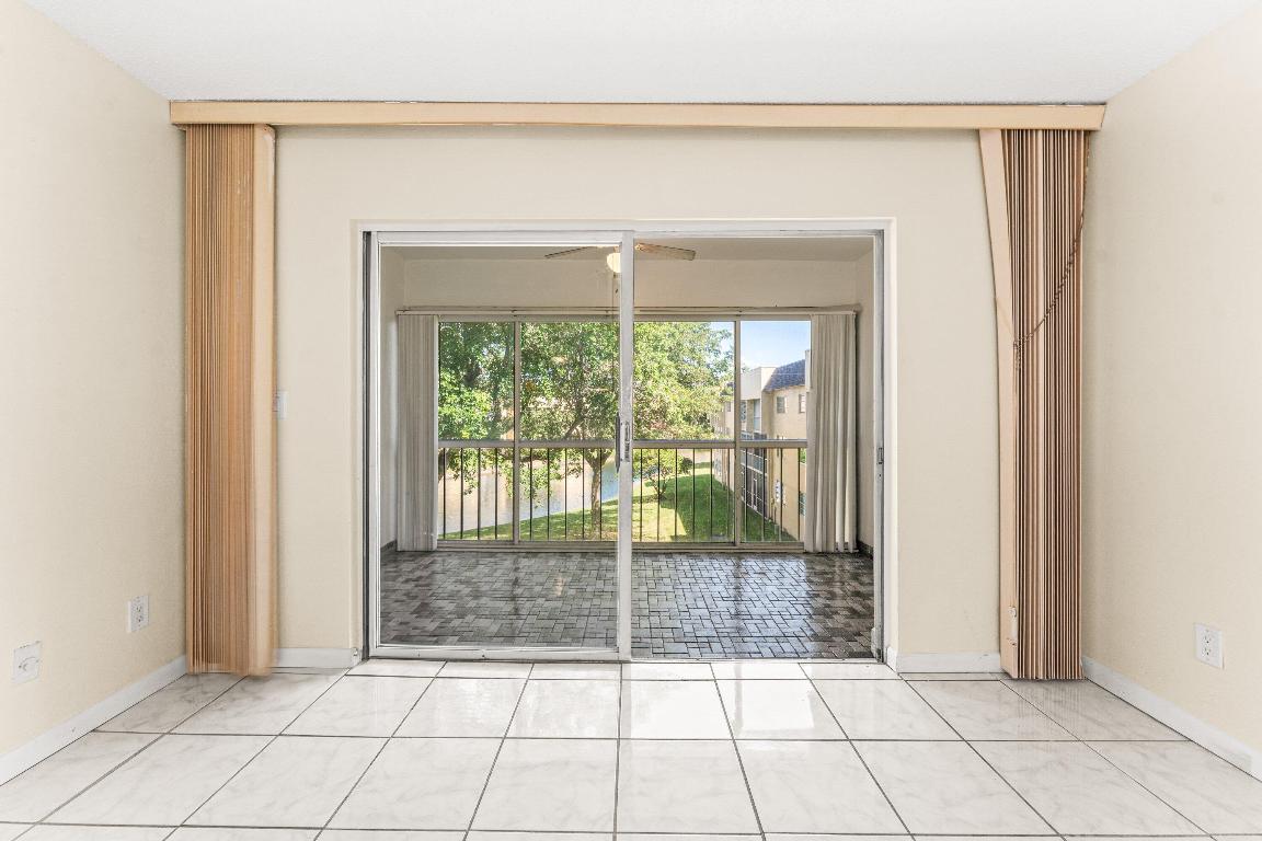 Bermuda Club - Residential