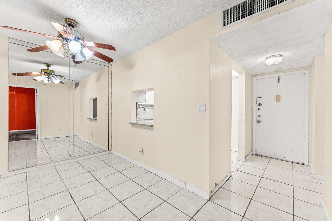 Bermuda Club - Residential