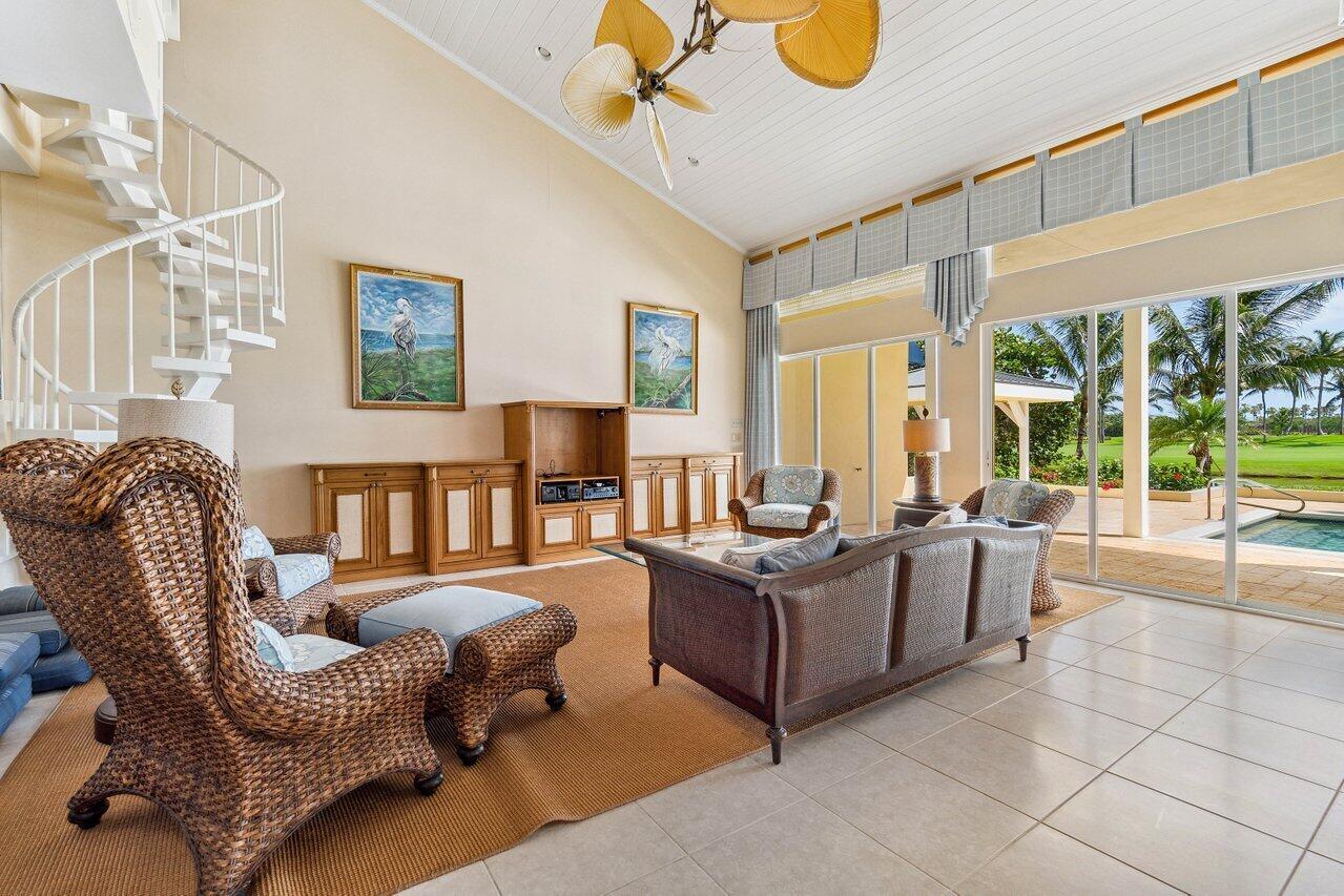 SAILFISH POINT - Residential