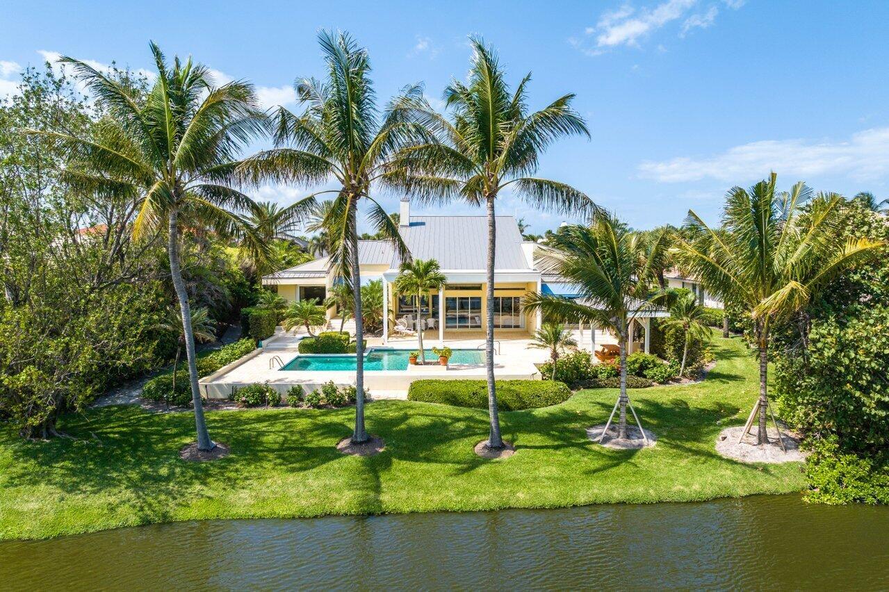 SAILFISH POINT - Residential