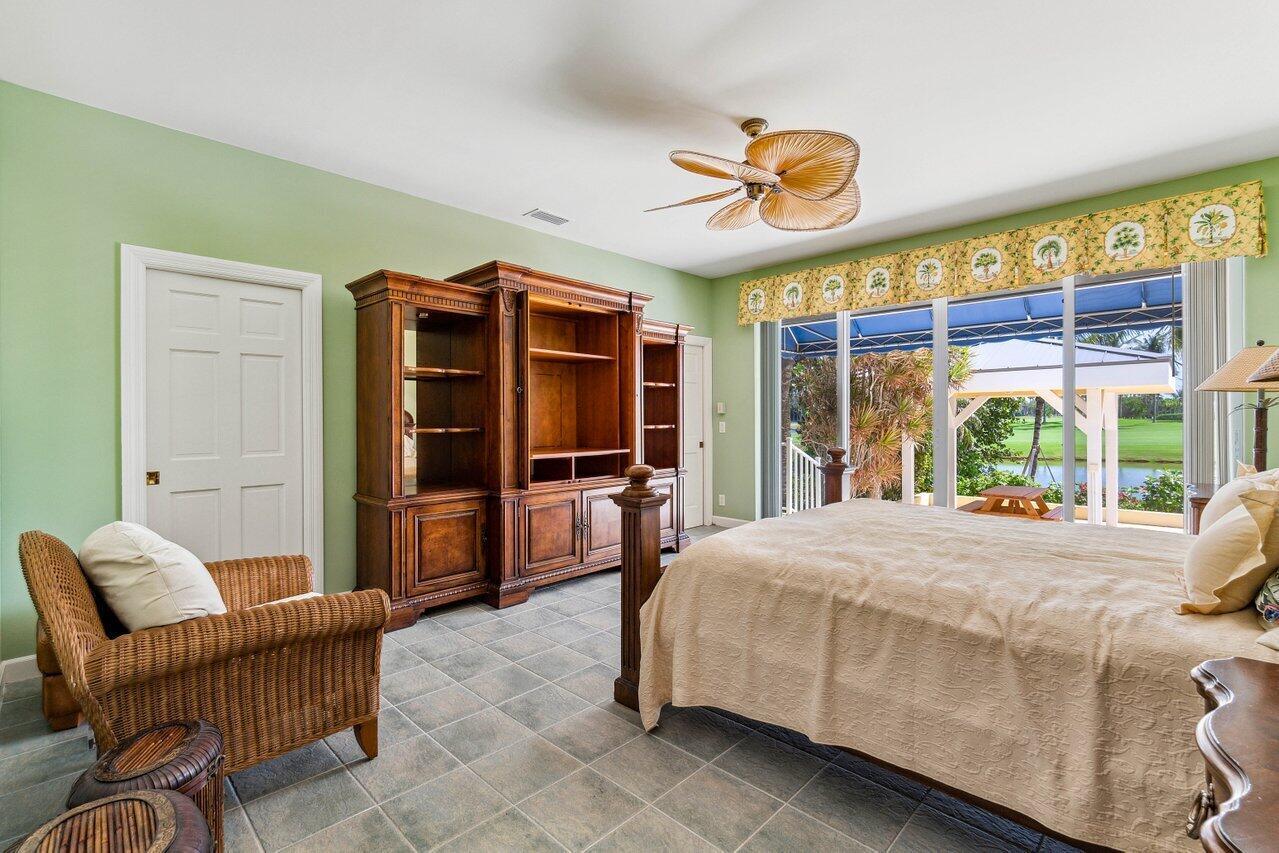 SAILFISH POINT - Residential