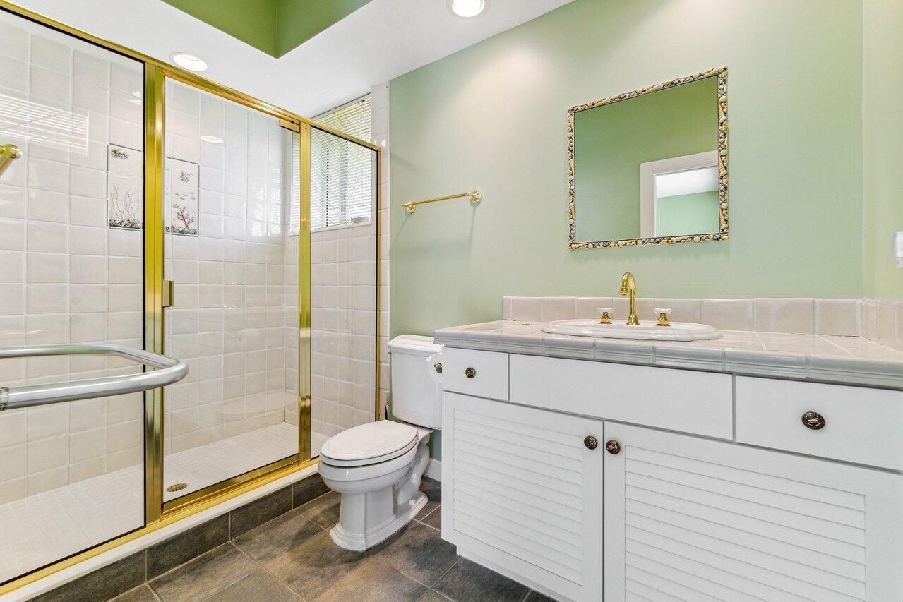 SAILFISH POINT - Residential