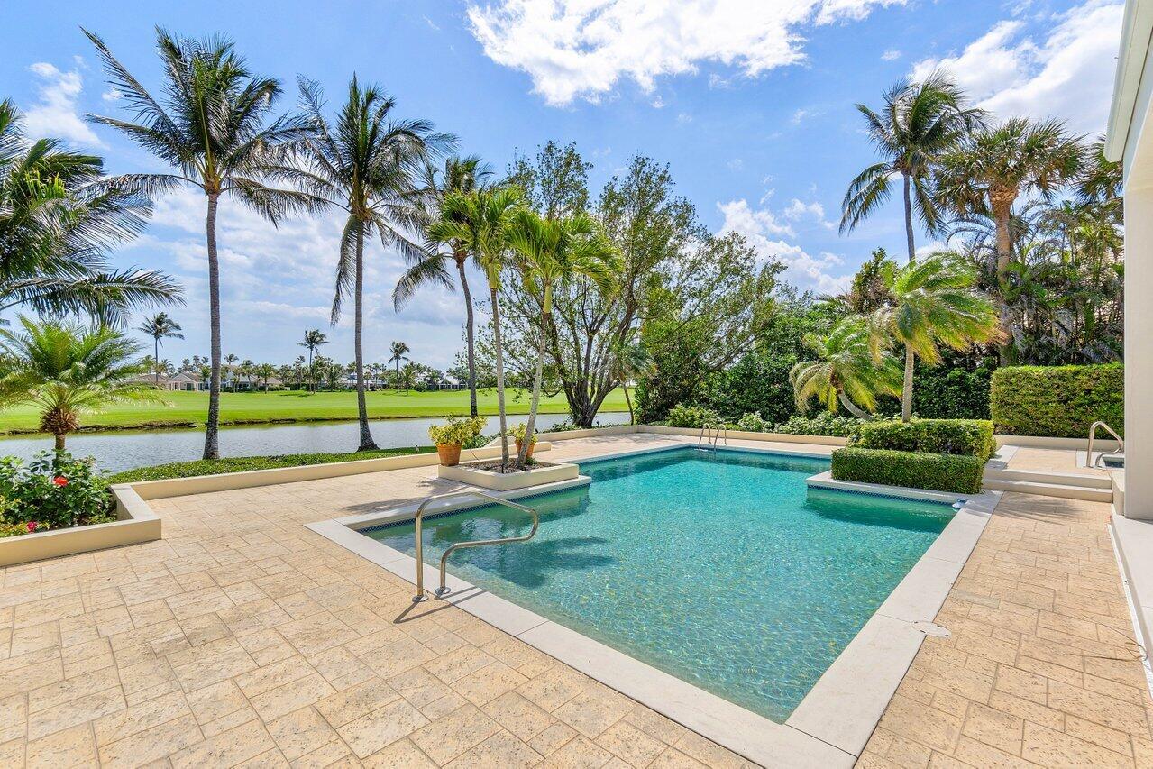 SAILFISH POINT - Residential