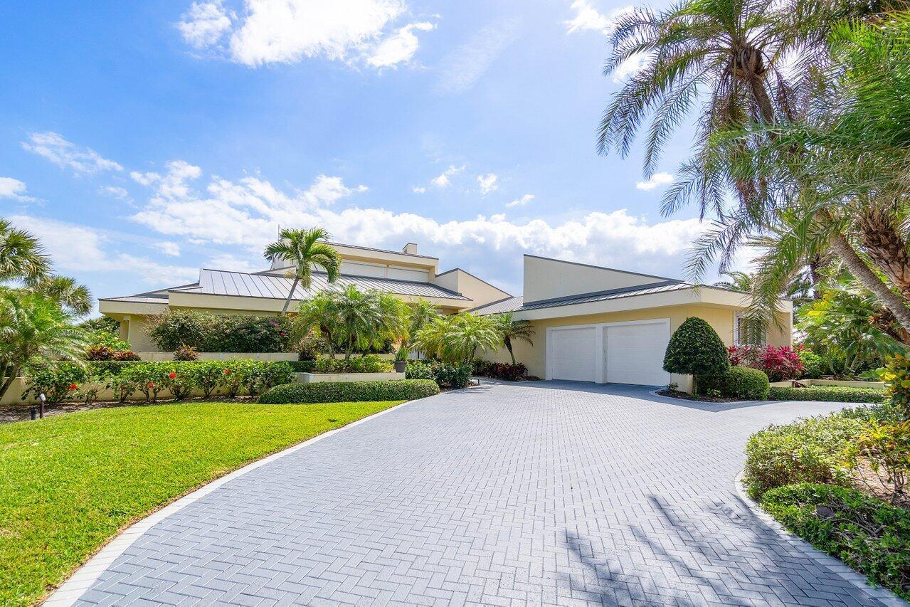 SAILFISH POINT - Residential